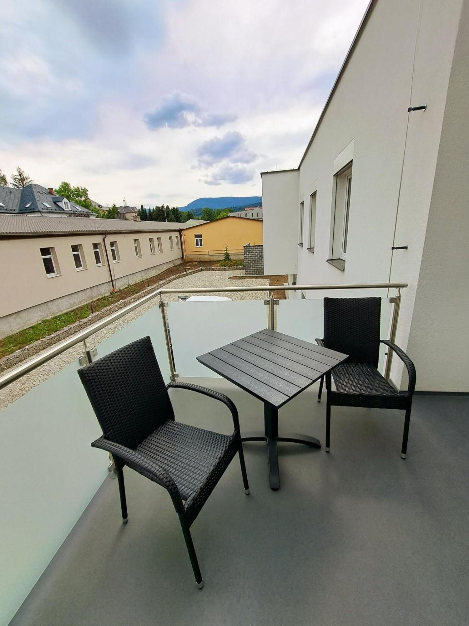 6Bits Apartments Jesenik Luaran gambar